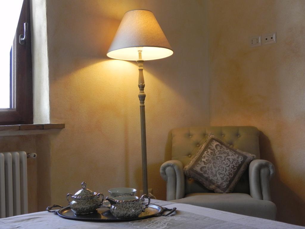 Agriturismo Sugheretello Semproniano Zimmer foto